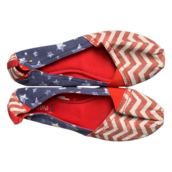 Mad Love Women's Shoes Size 10 Flats Patriotic USA Flag Flats Cushion - Picture 4 of 7